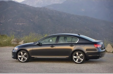 沃尔沃S80L 2010款 3.0T AWD 智尊版的离地间隙有多高？