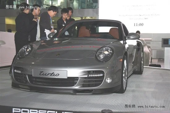 保时捷911 Turbo Coupe起始售价226.72万