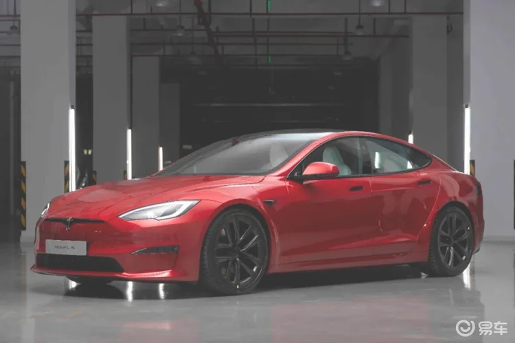 Model S Plaid版实车首度亮相中国