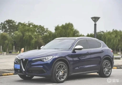 罗密欧Stelvio，2.0T发动机