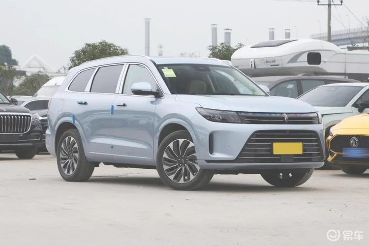 定位中大型SUV，31.98万起配增程式动力，问界M7