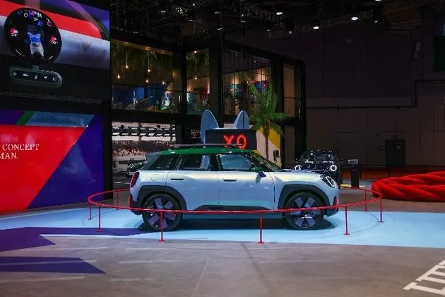 MINI Concept Aceman纯电动跨界概念车展望家族未来