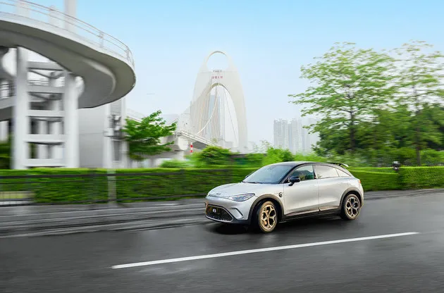 全新smart精灵#3上市 20.99万起/6月交付