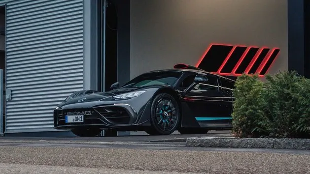 售价高达200万美金 梅赛德斯-AMG ONE交付