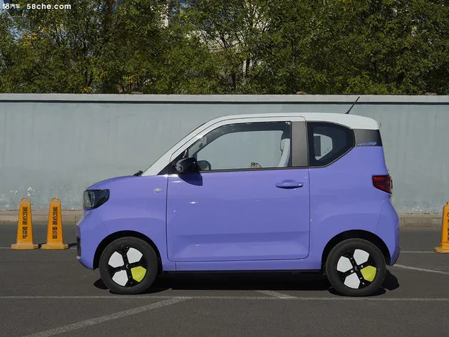 五菱宏光MINI EV推限时优惠 起售价2.98万元