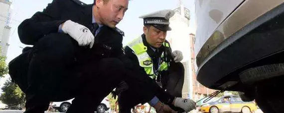 16年买的车什么时候年检，年买的车什么时候年检