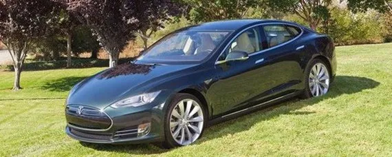 特斯拉和尺寸对比是什么？，特斯拉modely和3尺寸对比