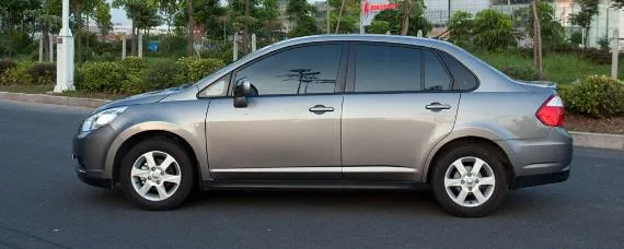 五角星的车标是什么汽车？，五角星的车标是什么车越野车
