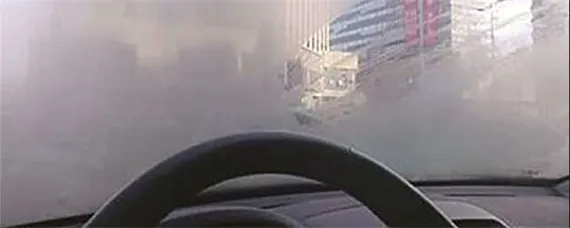挡风玻璃外面起雾解决方法，挡风玻璃外面起雾怎么办？